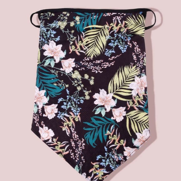 LAST ONE‼️ Tropical Floral Mask Scarf w/ Ear Loops - Picture 6 of 8